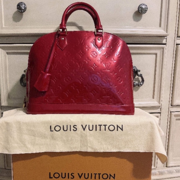 Louis Vuitton Handbags - Louis Vuitton